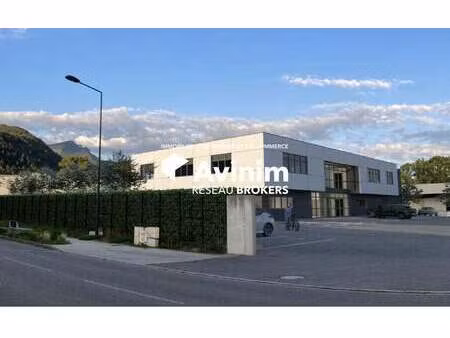 location local d’activités marnaz 74460 521m²