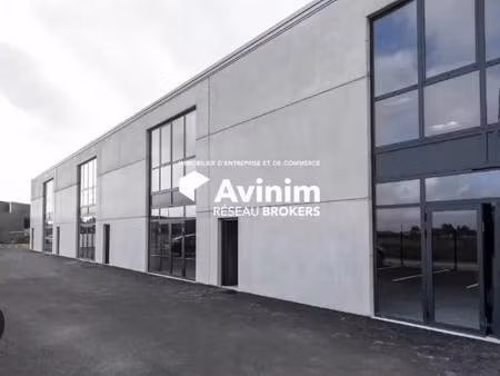 location local d'activités 760 m²