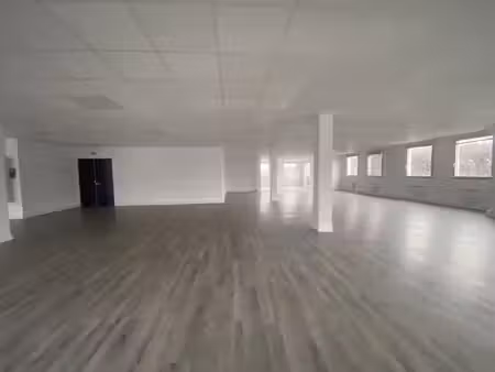 location bureaux chevilly-larue 94550 317m² à 2513m²