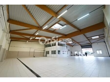 location local d’activités décines-charpieu 69150 32m² à 583m²