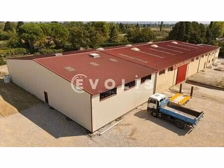location entrepôt 930 m²