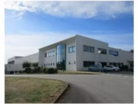 location entrepôt 5 267 m²