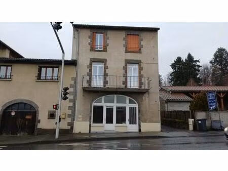 location entrepôt 73 m²