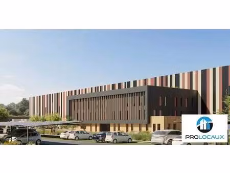 location entrepôt 25 646 m²