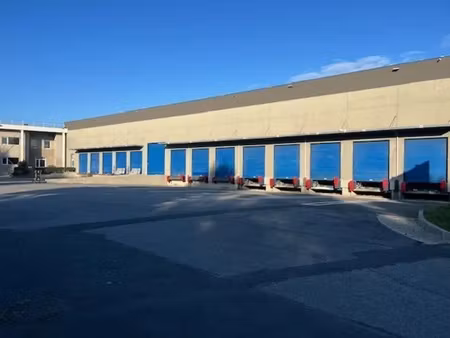 location entrepôt saint thibault des vignes 77400 5023m²