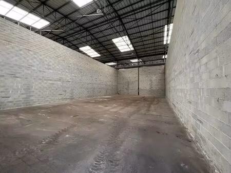 location local d’activités beauvais 60000 293m²