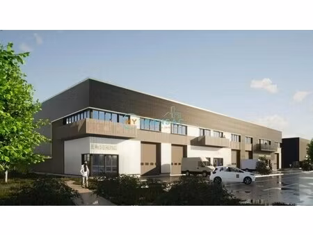 location local d'activités 328 m²