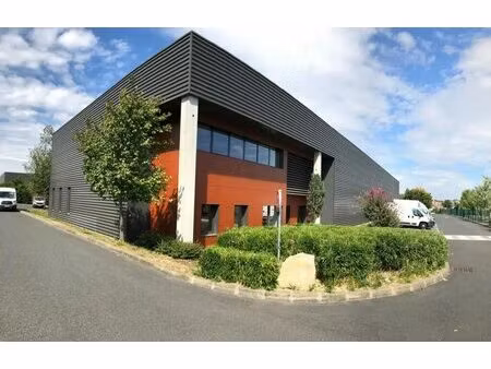 location local d’activités gonesse 95500 1247m²