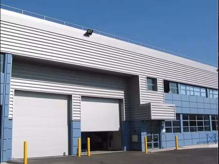 location local d'activités 4 519 m²