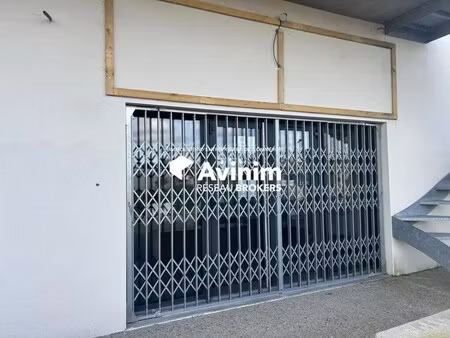 location local d'activités 75 m² à 150 m²