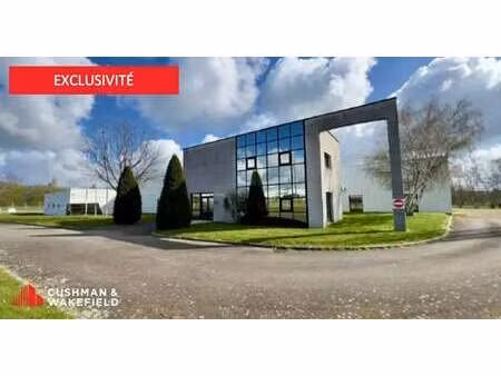 location local d’activités miniac morvan 35540 2550m²