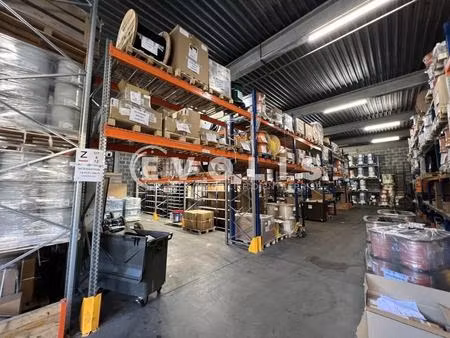 location local d'activités 210 m² à 1 133 m²