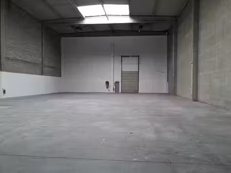 location entrepôt saint-ouen-sur-seine 93400 1064m²