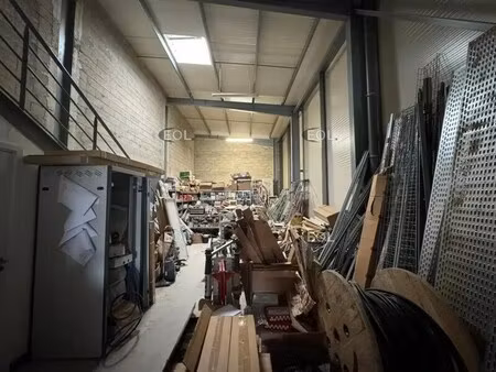 location local d’activités servon 77170 140m²