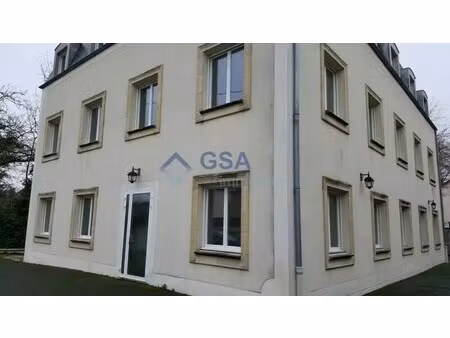 location bureaux 76 m²