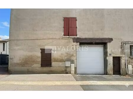 location entrepôt 90 m²