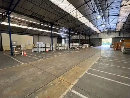location entrepôt saint jean de braye 45800 1200m²