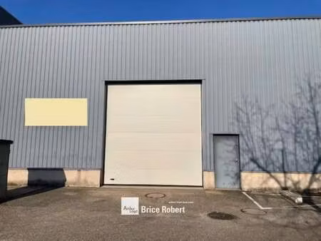 location local d’activités bron 69500 230m² à 490m²