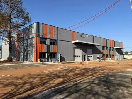location local d’activités le petit-quevilly 76140 520m² à 1646m²