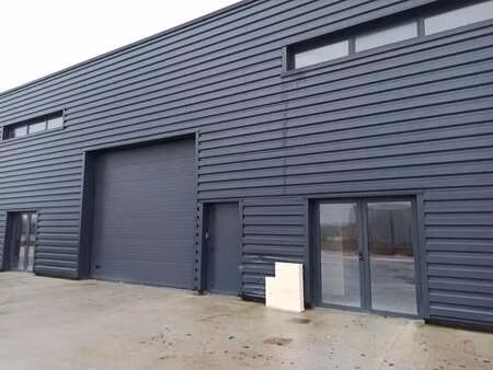 location local d'activités 290 m² à 1 510 m²
