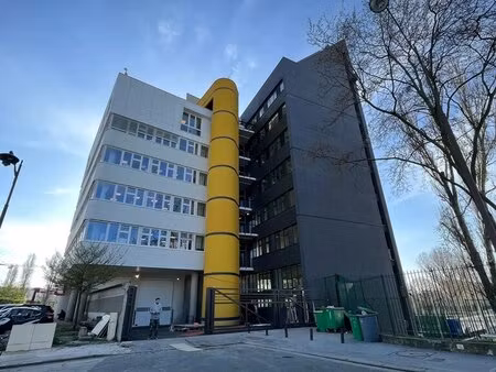 location local d’activités paris 75020 219m²