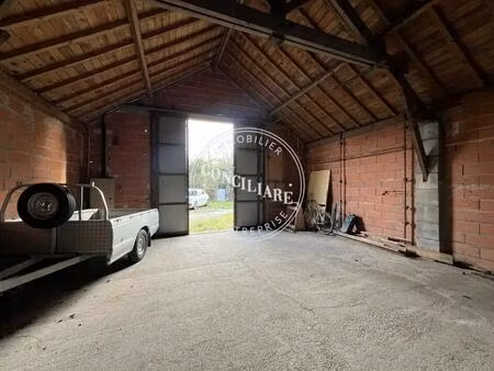 location entrepôt 240 m²