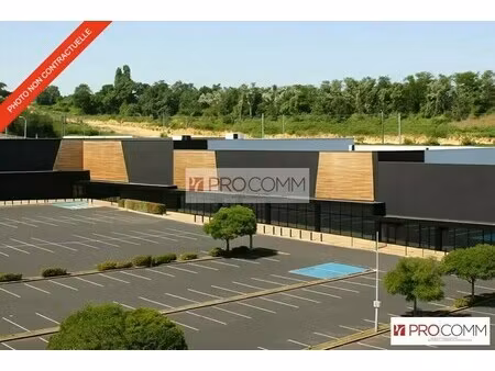 location local d'activités 500 m²