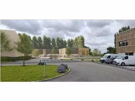 location local d'activités 700 m²
