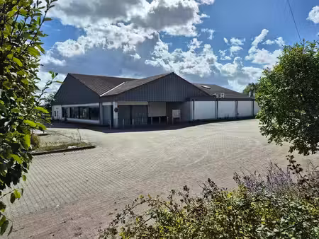 location local d’activités pîtres 27590 1250m²