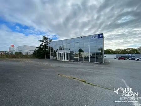 location commerce les herbiers 85500 537m²
