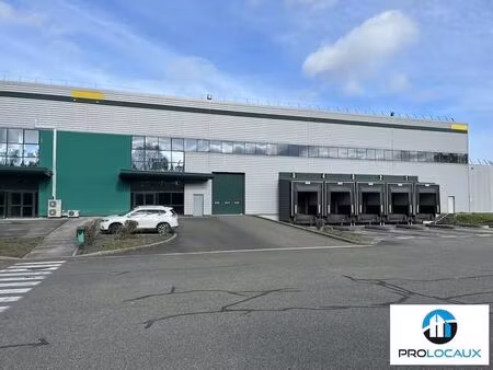 location entrepôt rivecourt 60126 11503m²