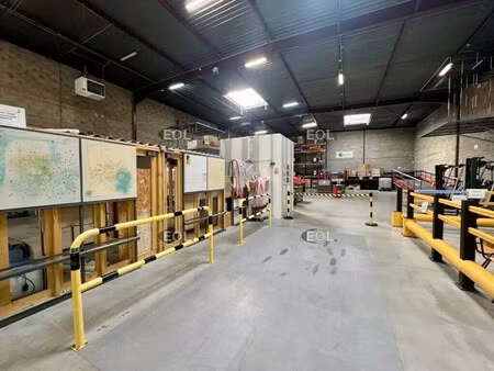 location entrepôt 1 117 m²