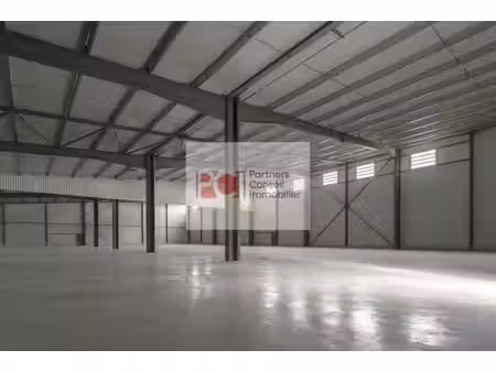location entrepôt beaucaire 30300 1250m²