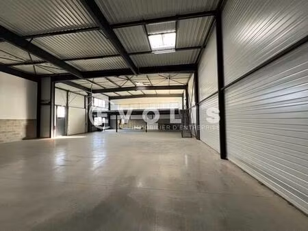 location local d’activités frans 01480 540m²