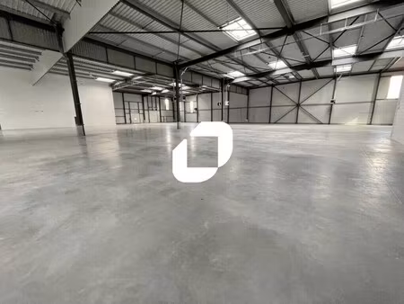 location local d’activités le thillay 95500 1307m² à 3925m²
