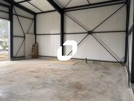 location local d’activités leognan 33850 85m²