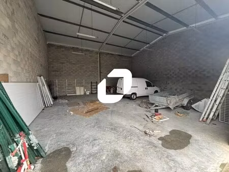location local d'activités 160 m² à 480 m²