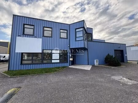 location entrepôt 1 056 m²