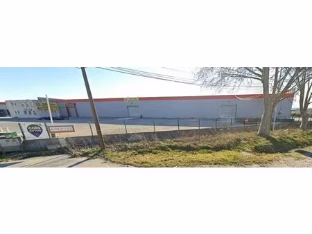 location entrepôt 3 237 m²