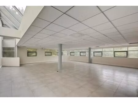location entrepôt 1 474 m² à 6 465 m²