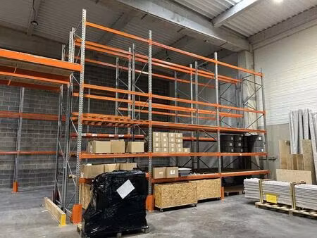 location local d’activités avelin 59710 752m²