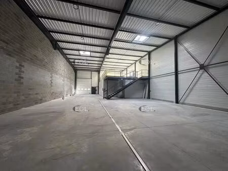 location local d’activités gardanne 13120 493m²