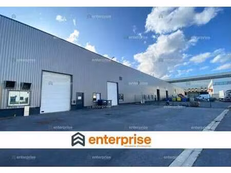 location local d’activités montataire 60160 294m²