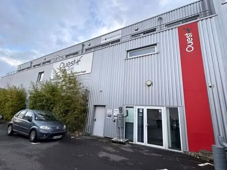 location entrepôt 720 m²