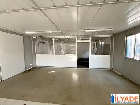 location local d'activités 110 m²