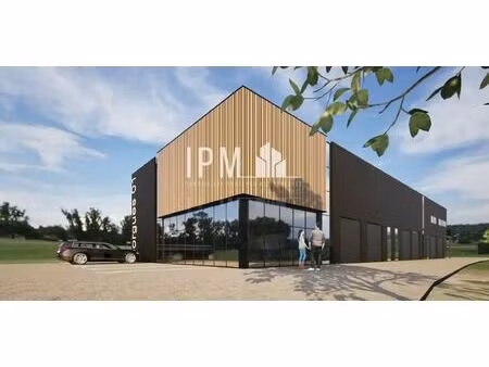 location local d'activités 61 m² à 500 m²