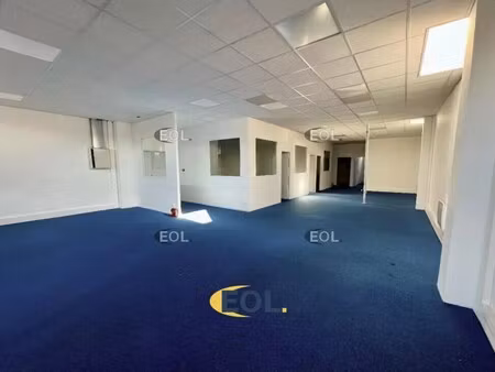 location local d'activités 188 m² à 2 631 m²