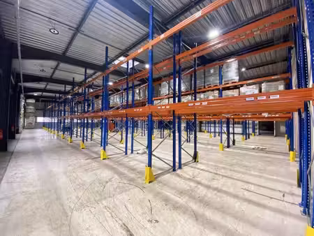 location entrepôt 400m²