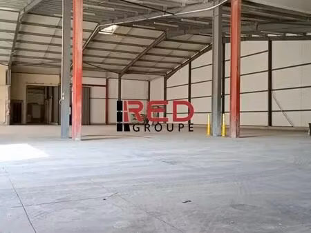 location entrepôt 320 m² à 3 225 m²