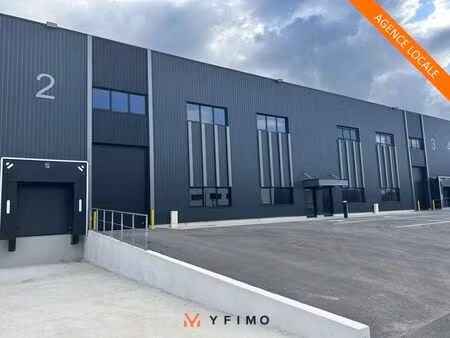 location entrepôt 268 m²